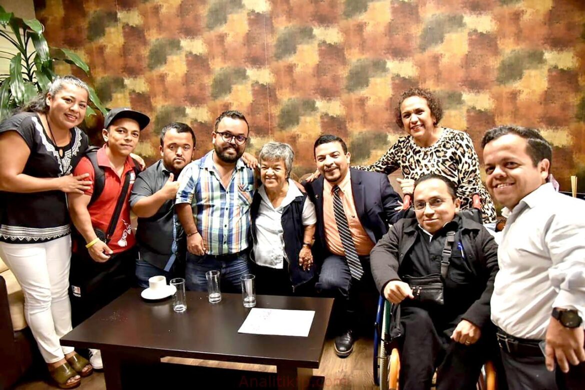 63DE1129-87A9-4D46-8310-C97AADB930B3