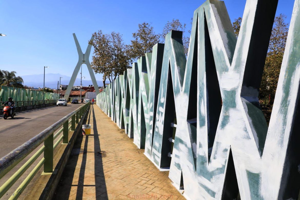 D627D5E8-E716-40C0-B529-D598B0425671