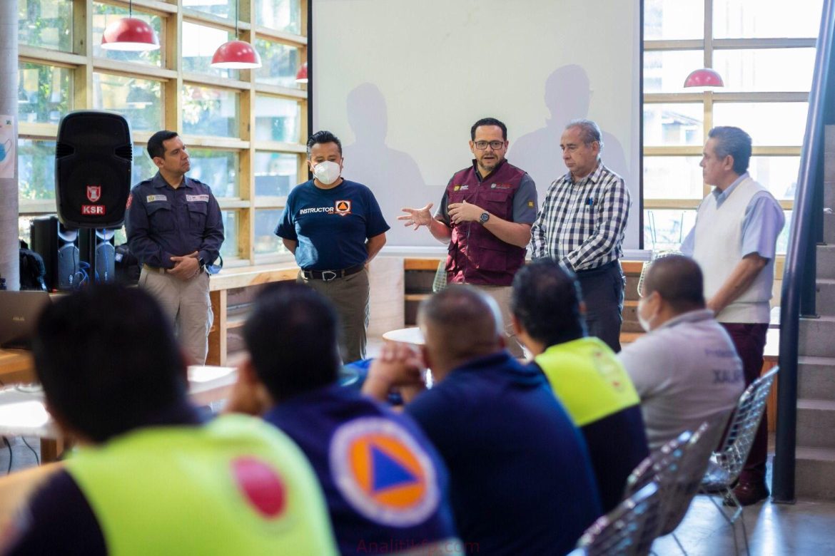 EEDCE121-F314-43BA-9961-EFC56E81E351