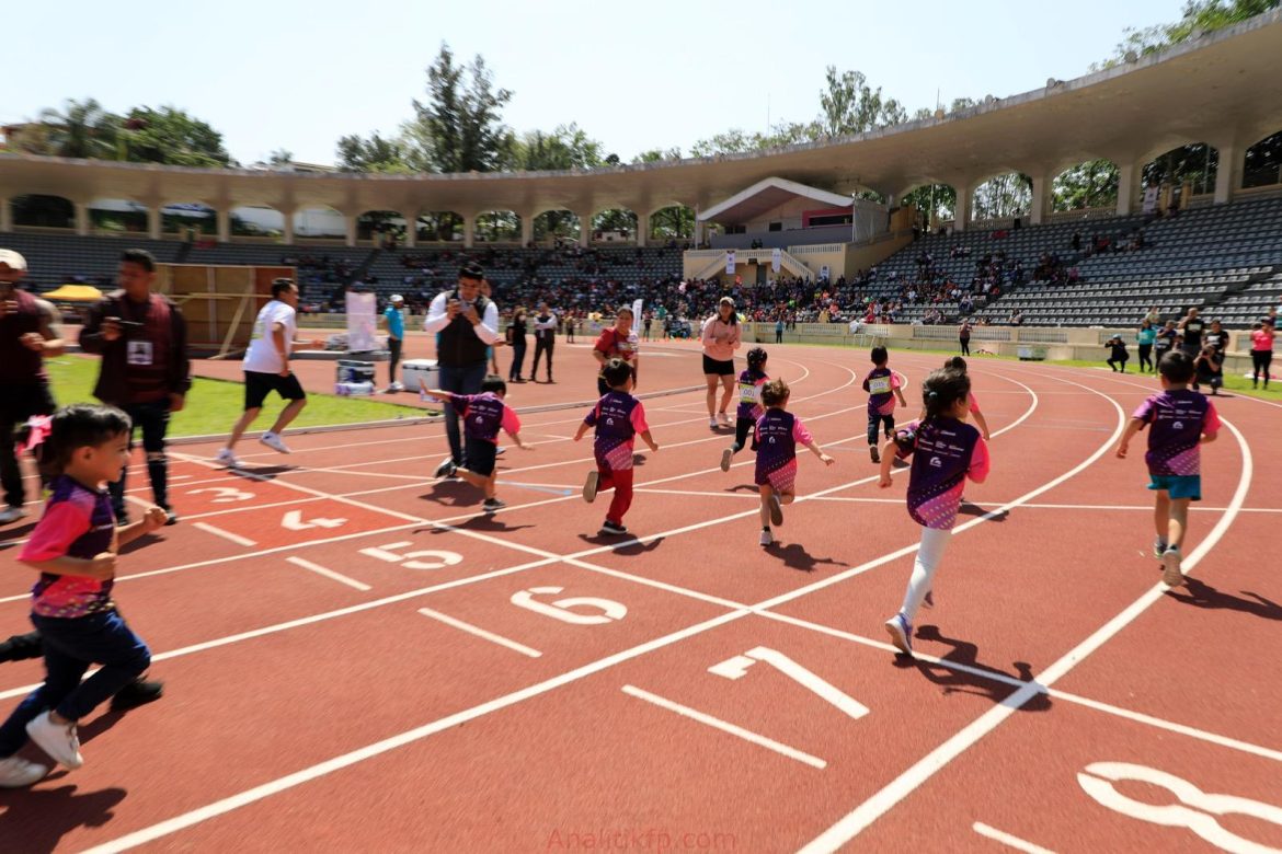 01CF794D-32E7-4E5C-8624-976AECA2FD25