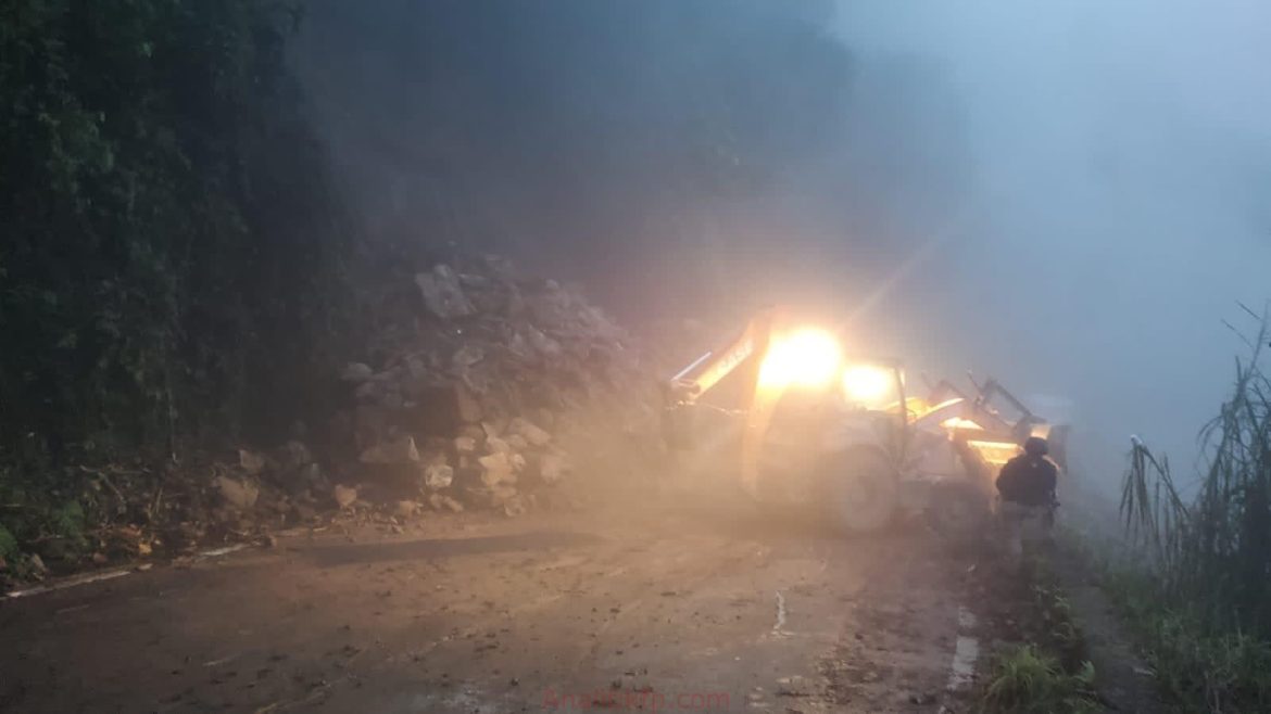 38b3e243-cd95-4d3e-874d-346e446372b0